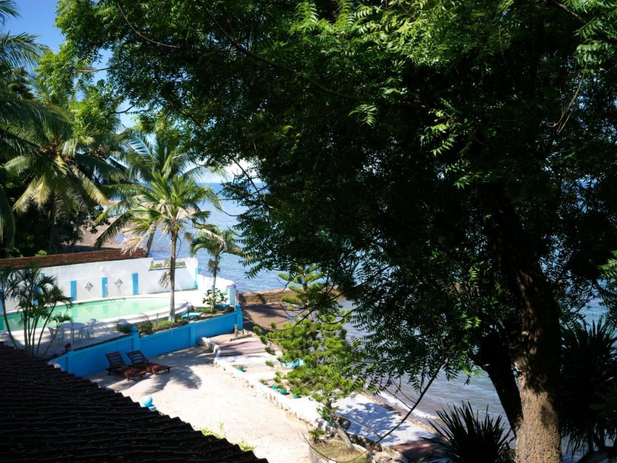 Las Flores Beachside Hotel Catmon Екстер'єр фото