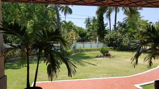 Las Flores Beachside Hotel Catmon Екстер'єр фото